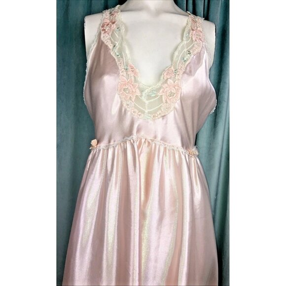 Victoria’s Secret vint gold label liquid satin lace L empire gown Boudoir Sissy
